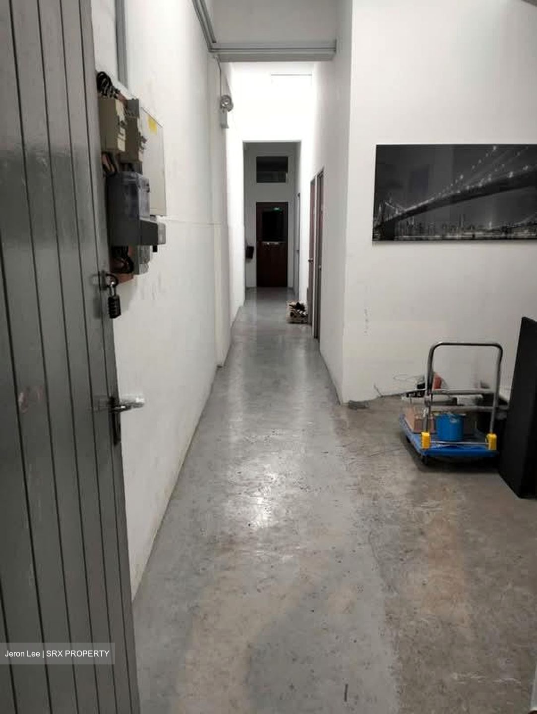 Toa Payoh Industrial Park (D12), Warehouse #547602861